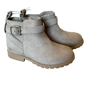 NWT Old Navy little girls booties size 8